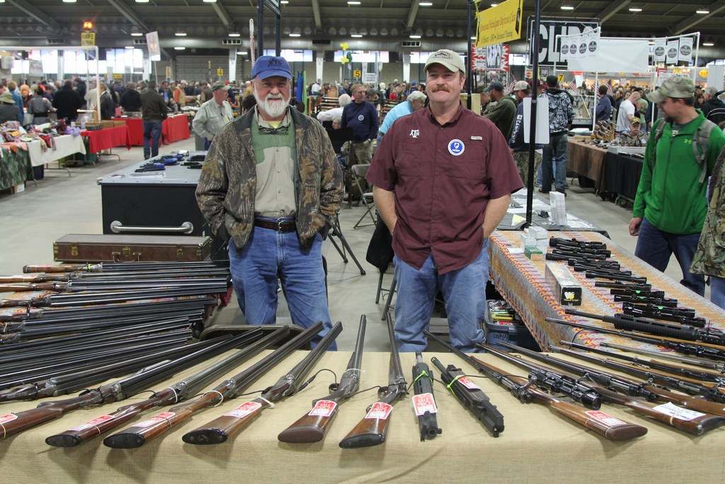 Image 15 of 30  -  233 kB