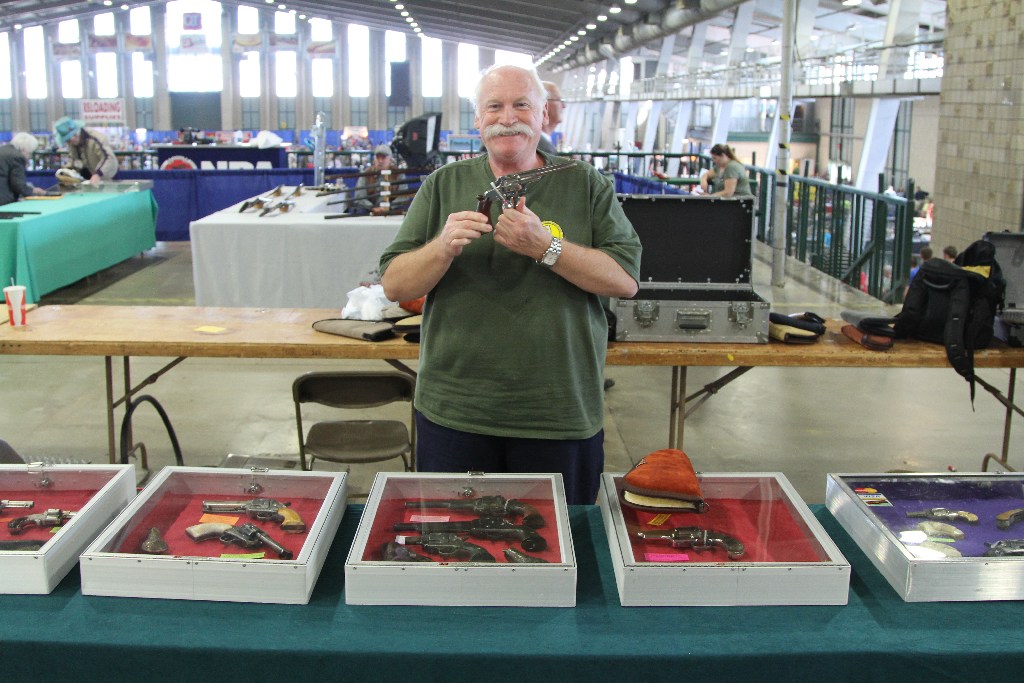 Image 40 of 60  -  390 kB